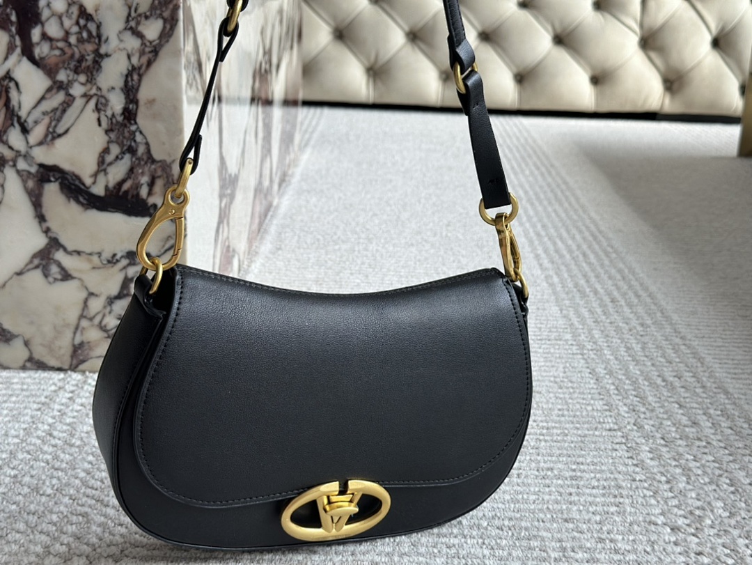 Valentino Shoulder Bag view
