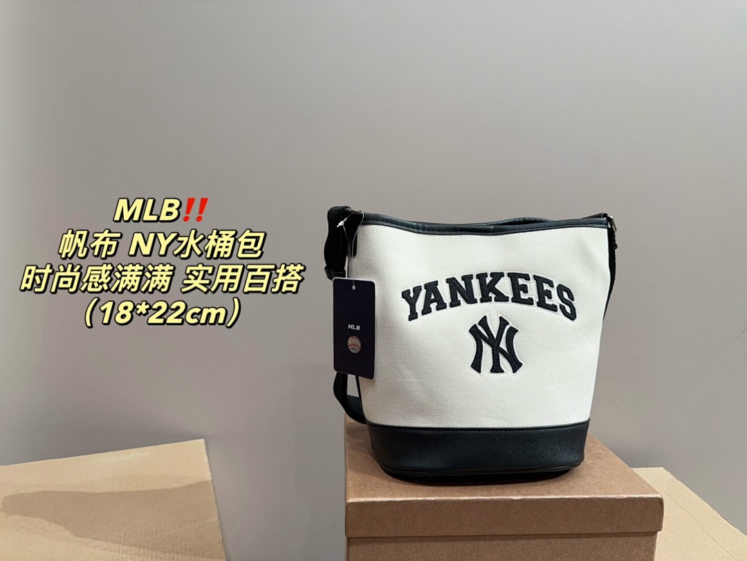 Other Canvas Bucket Bag