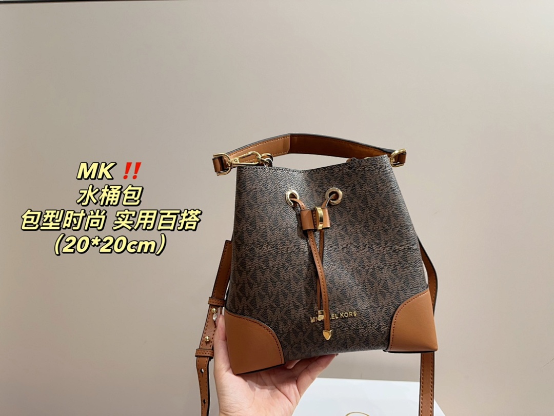 Michael Kors Bucket Bag view