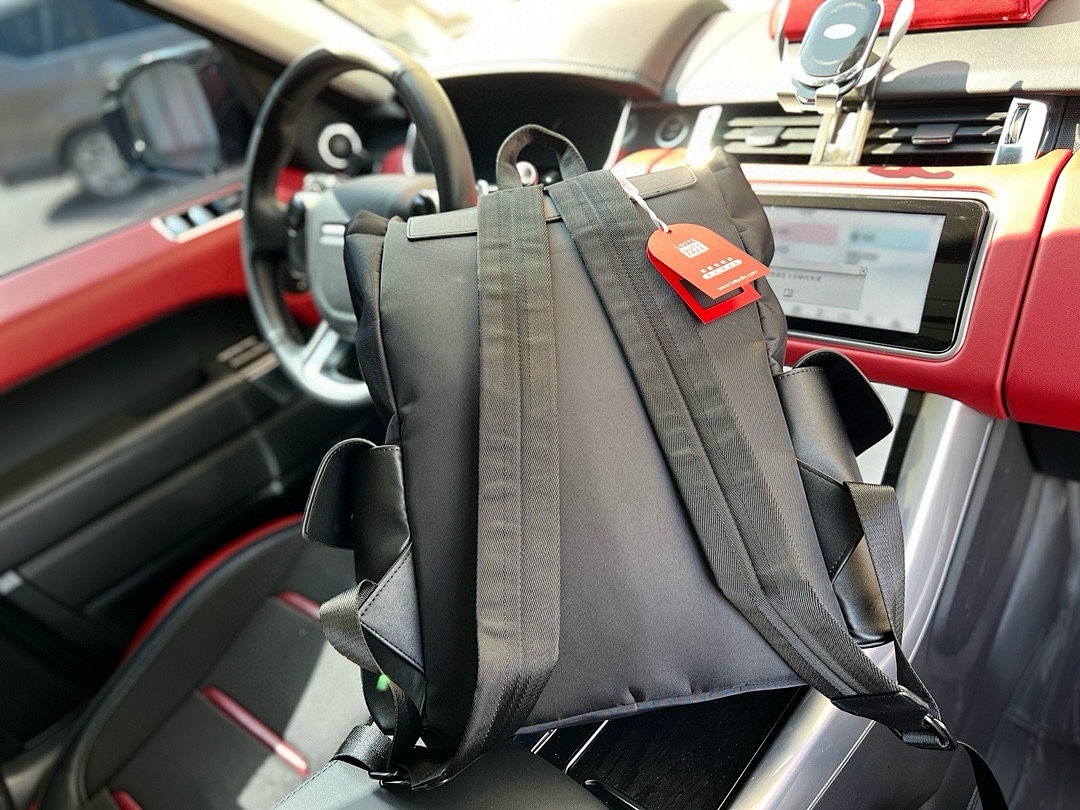 Versace Shoulder Bag view
