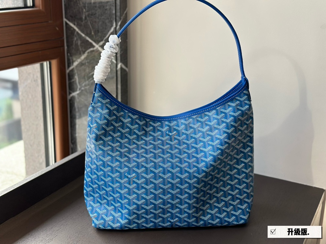 Goyard Saint Louis Tote