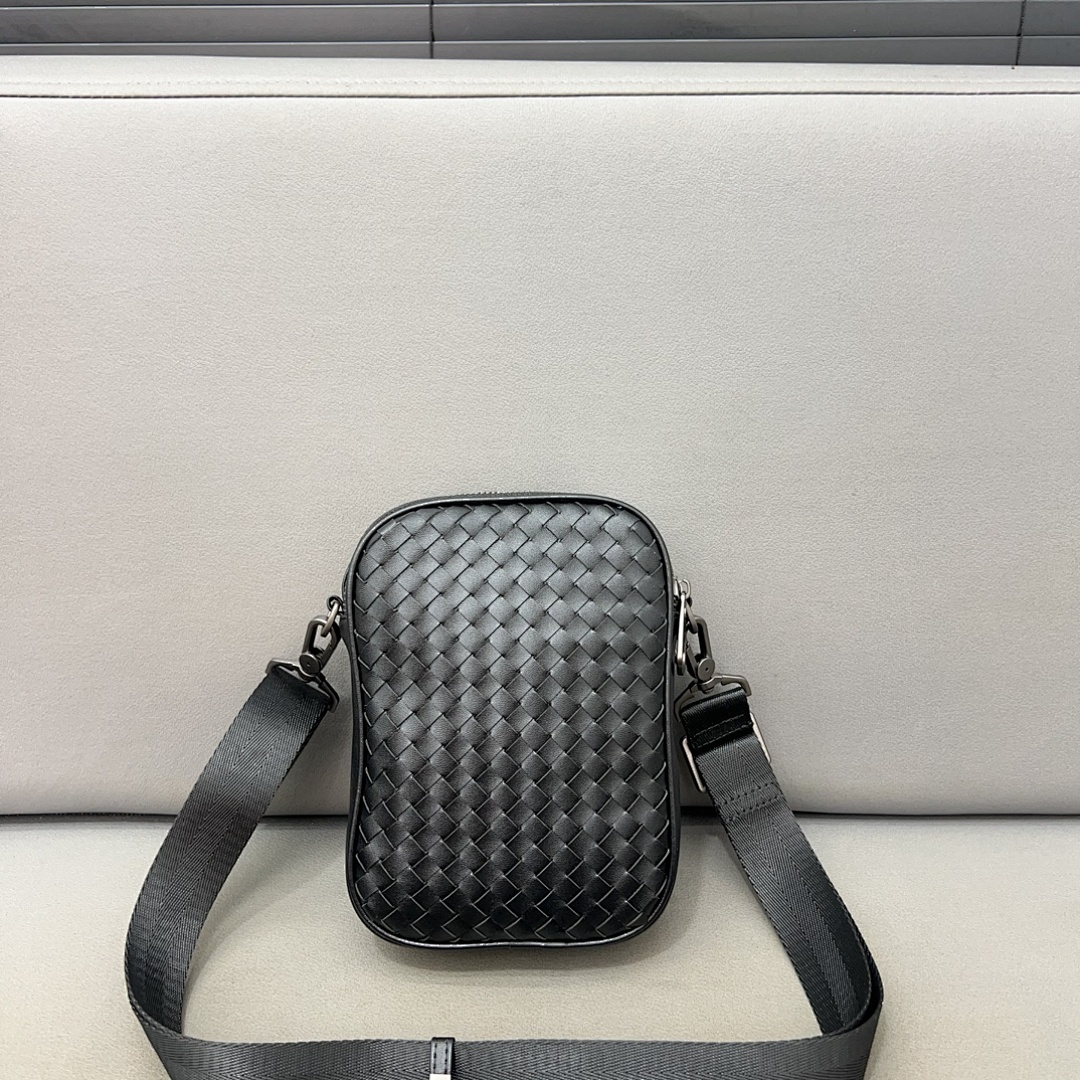 Bottega Veneta Intrecciato Crossbody Bag view