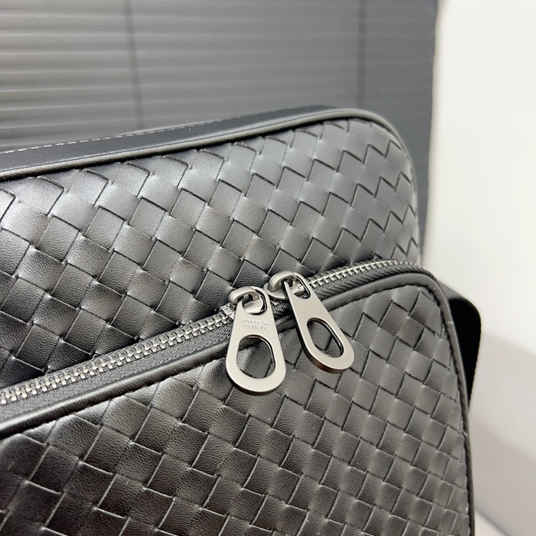 Bottega Veneta Intrecciato Cosmetic Pouch view