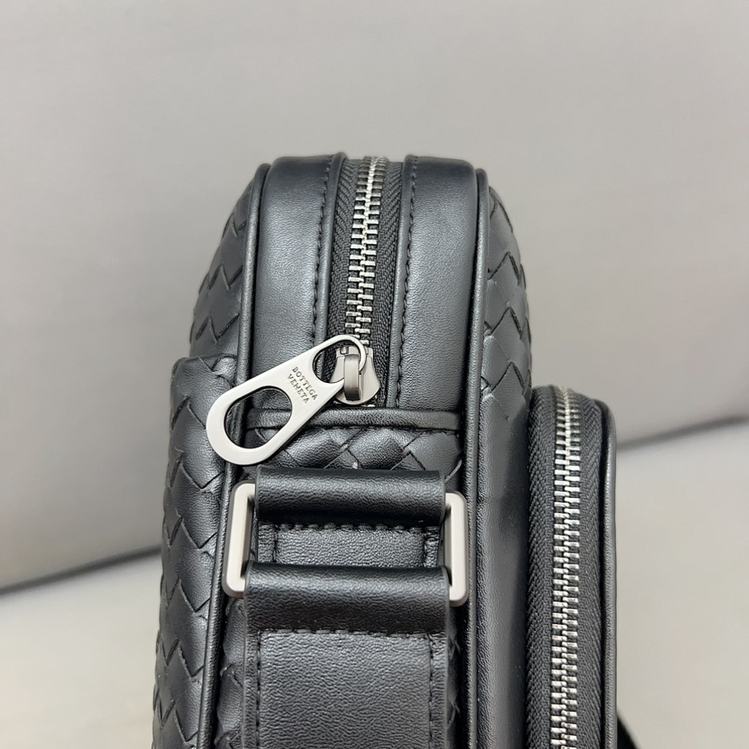 Bottega Veneta Intrecciato Cosmetic Pouch view