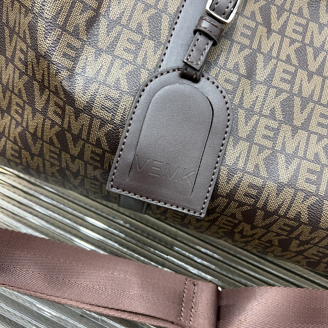 Fendi Zucca Tote view