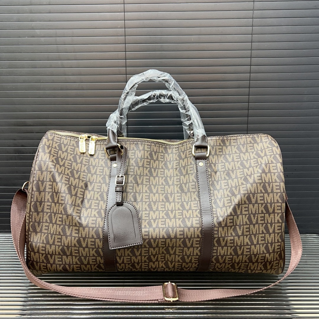 Fendi Zucca Tote view