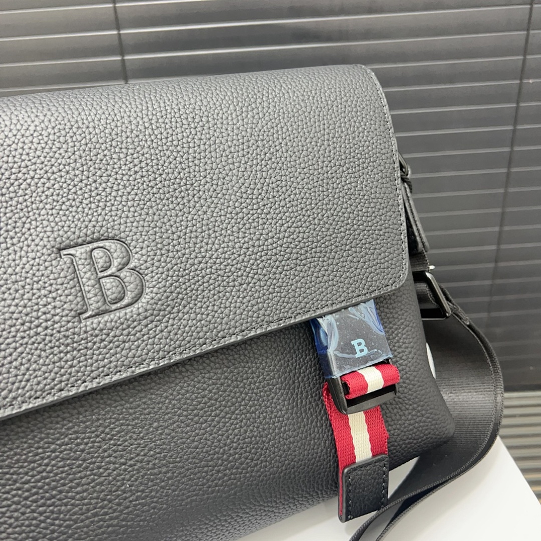 Balenciaga Shoulder Bag