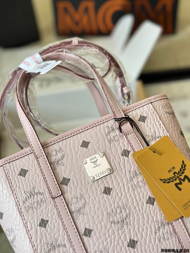 MCM Visetos Tote view