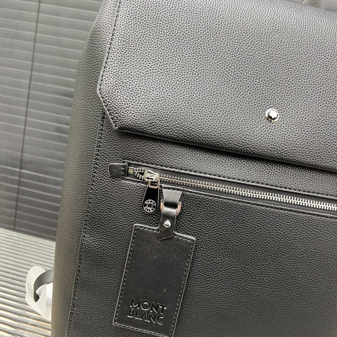 Montblanc Clutch view