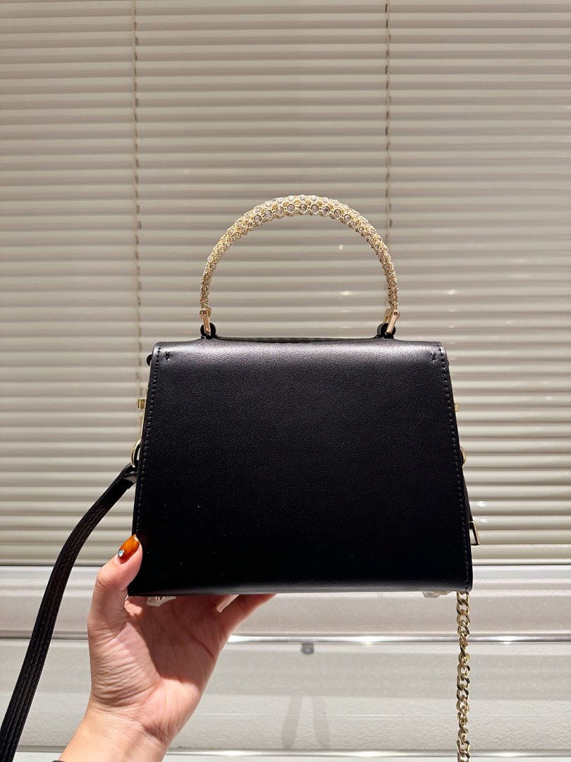 Is Buying Replicas Illegal? What Buyers Should Know