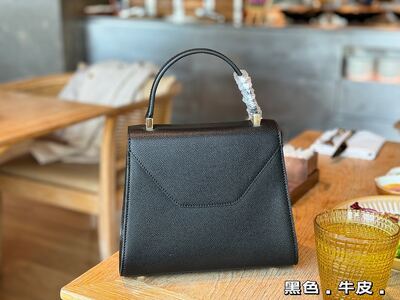 Celine Luggage Tote view 6