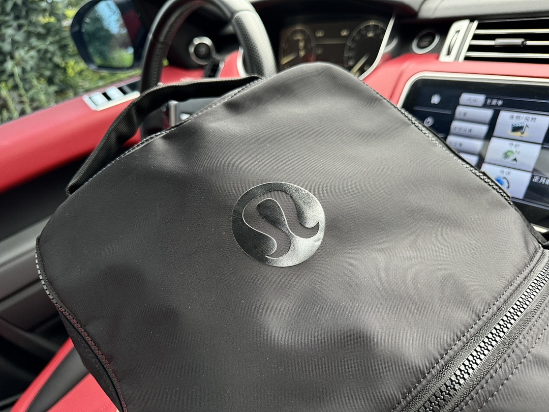 Lululemon Everywhere Bag