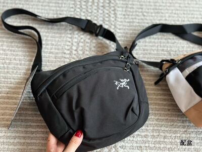 Arc'teryx Sling Bag view 1