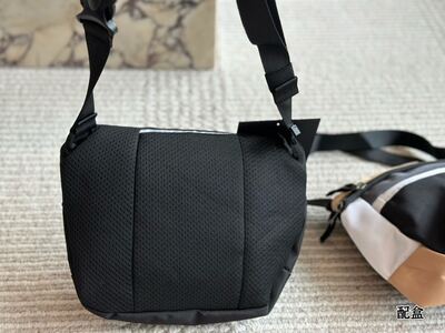 Arc'teryx Sling Bag view 4