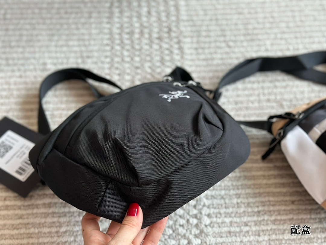 Arc'teryx Sling Bag view