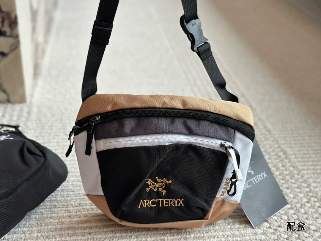 Arc'teryx Sling Bag view