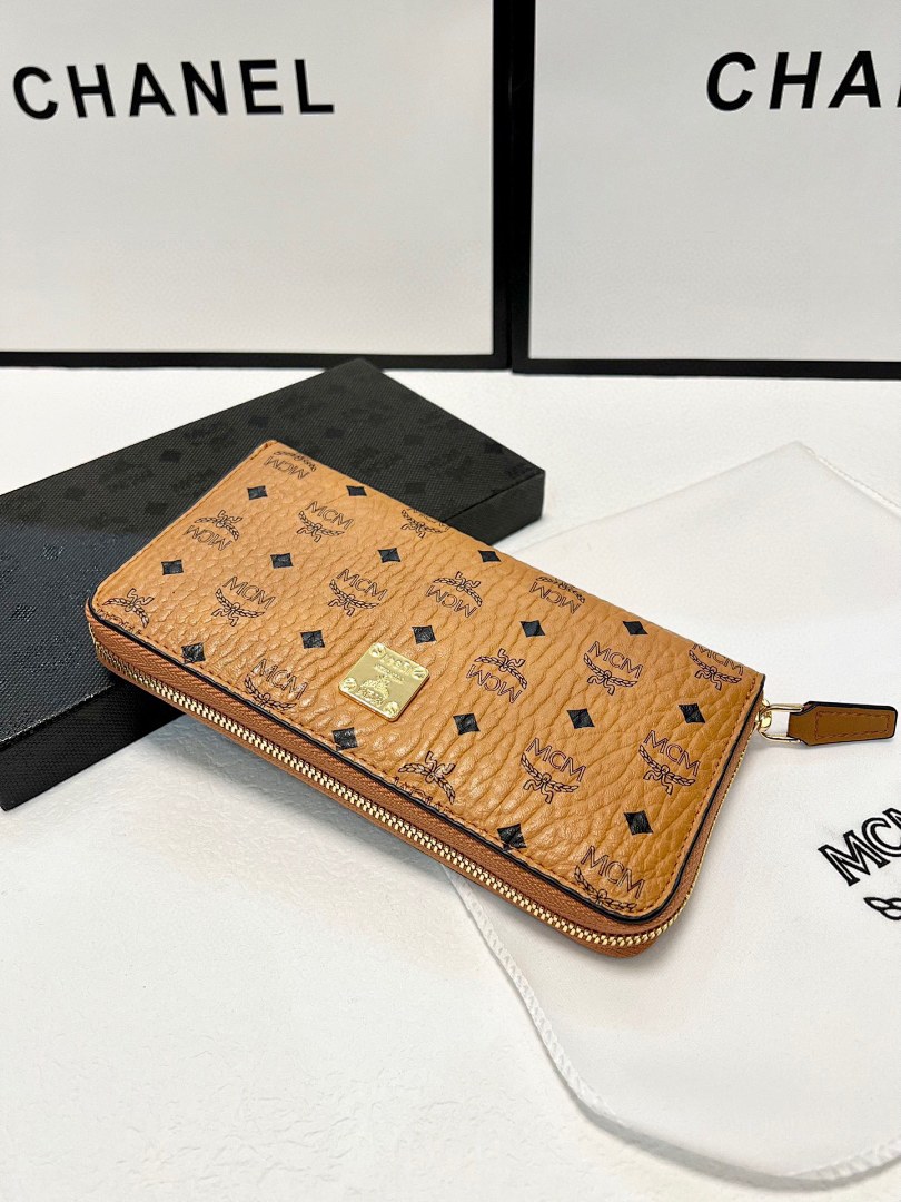 MCM Wallet