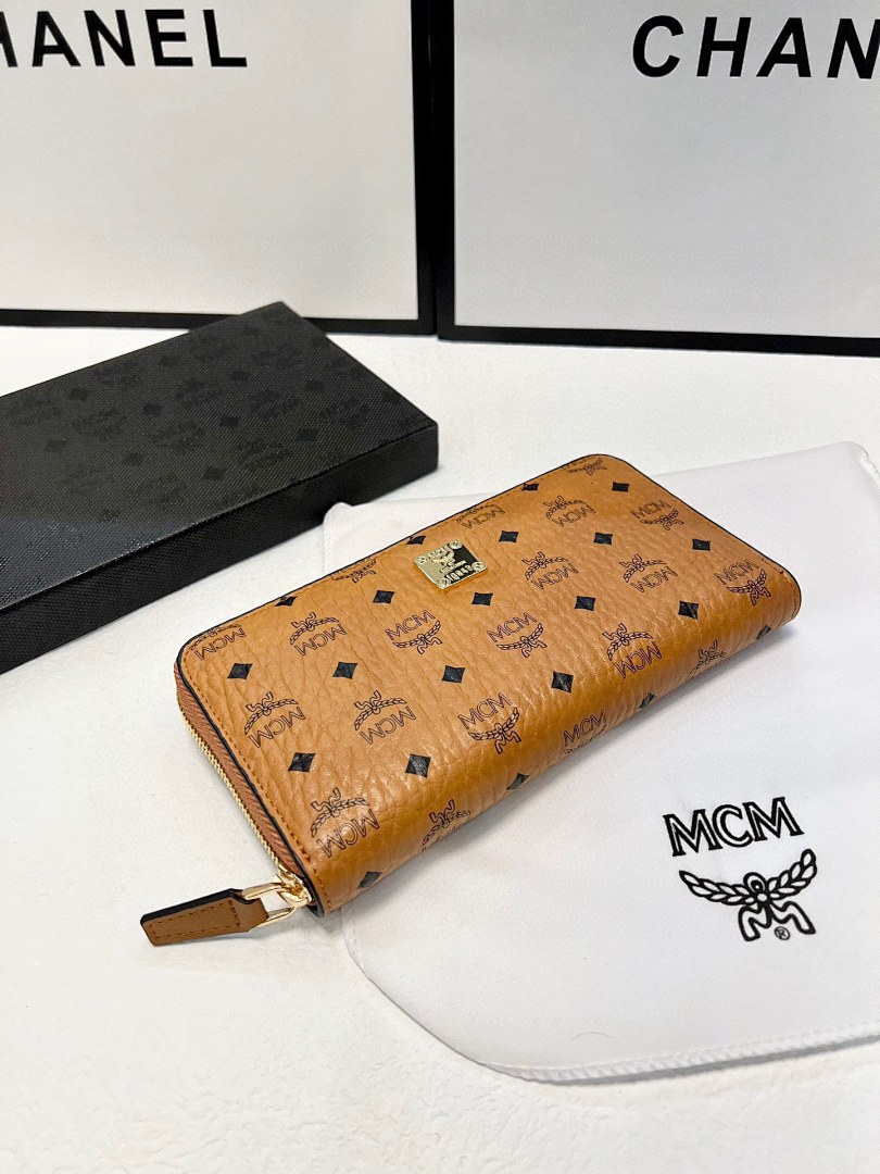 MCM Wallet view