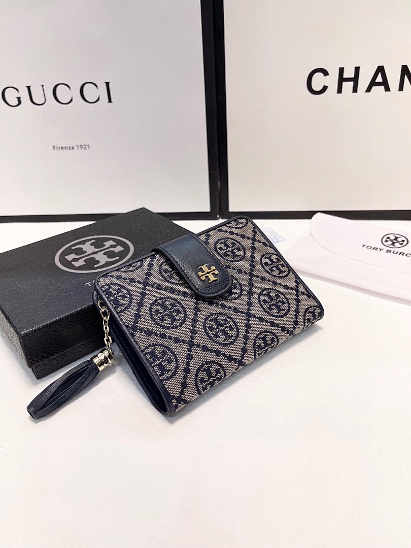 Tory Burch Wallet view