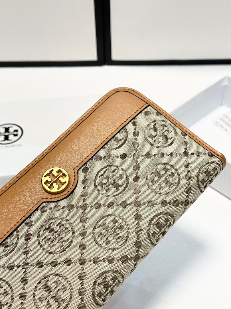 Tory Burch Wallet view