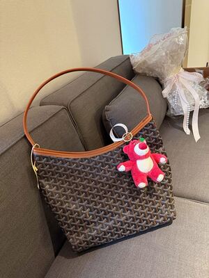 Goyard Shoulder Bag view 9