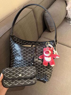 Goyard Shoulder Bag view 4