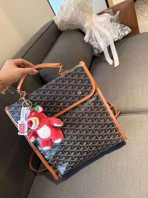 Goyard Shoulder Bag view 8