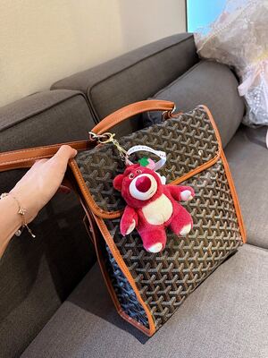 Goyard Shoulder Bag view 9