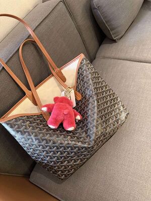 Goyard Saint Louis Tote view 2
