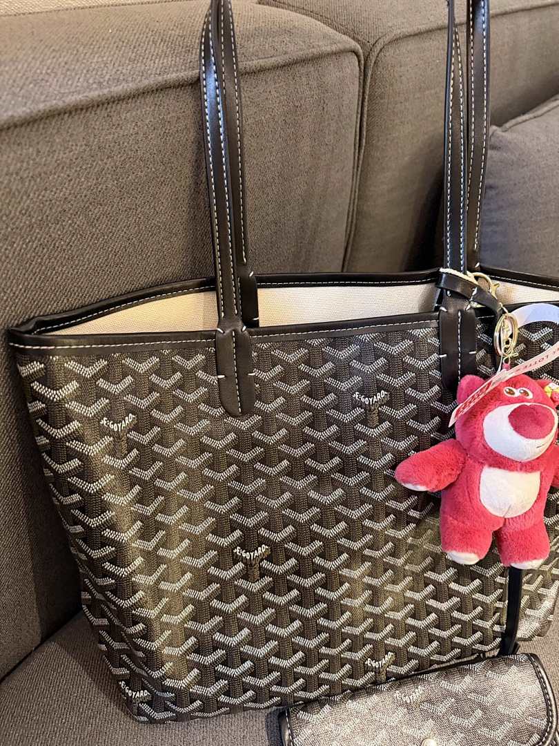 Goyard Saint Louis Tote