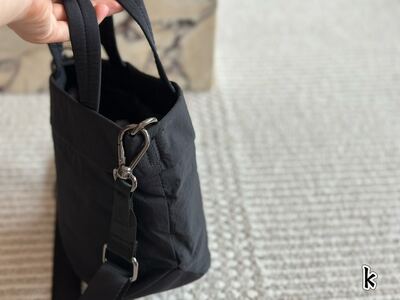 Lululemon Bucket Bag view 3