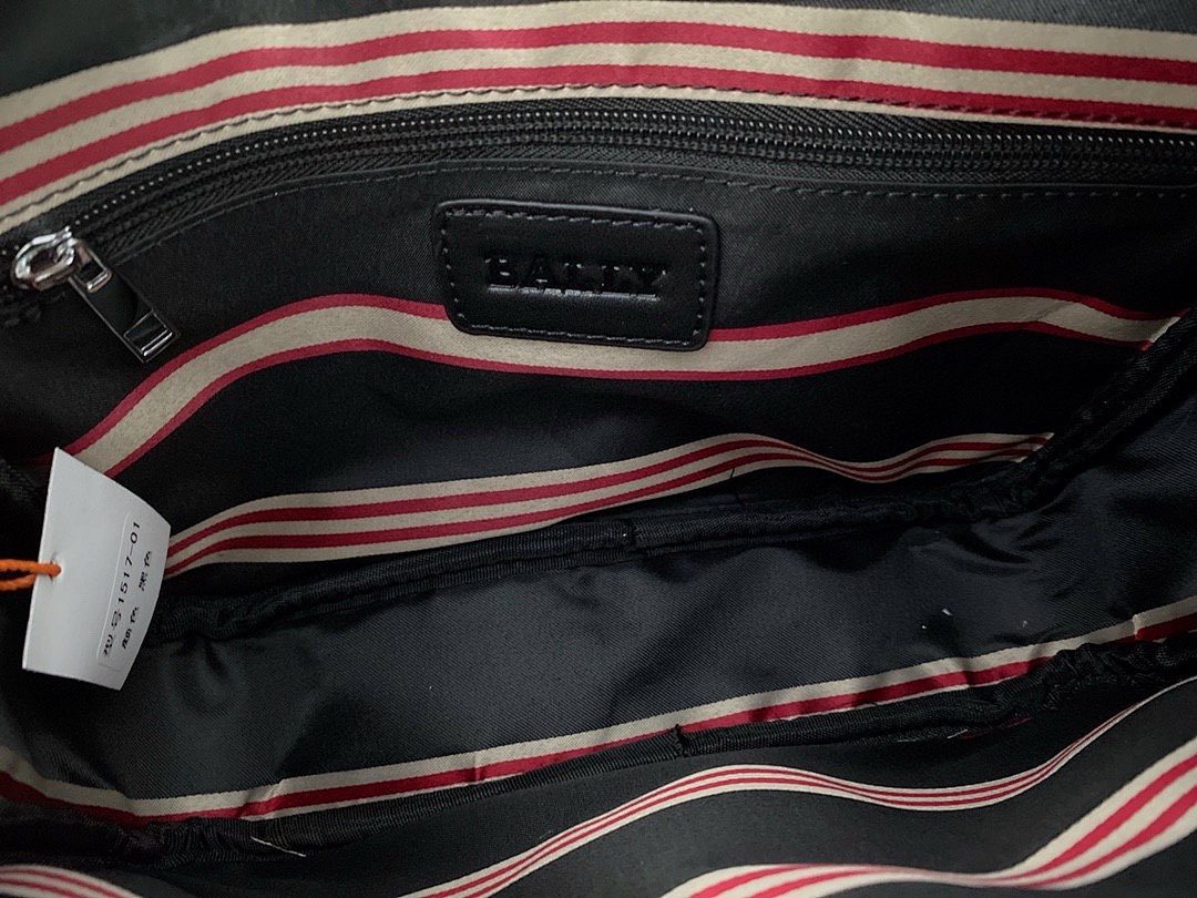 Bally Crossbody Bag view