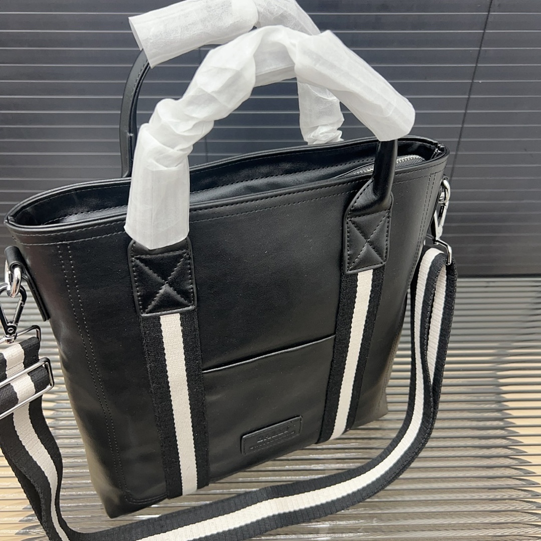Bally Tote Shoulder Bag