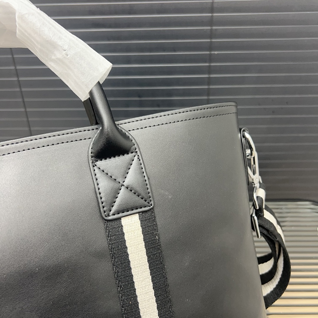 Bally Laptop Bag view