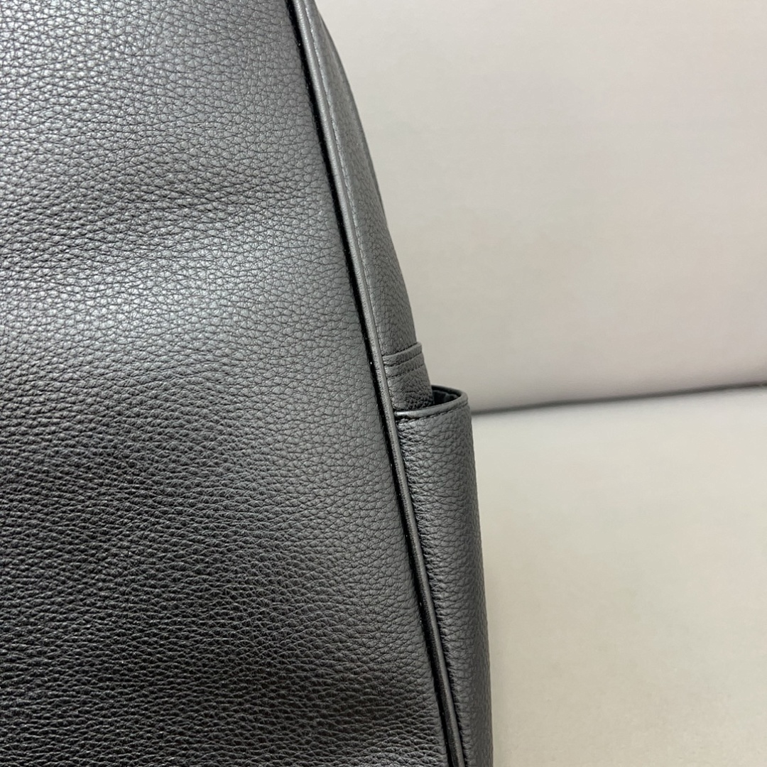 Montblanc Crossbody Bag view