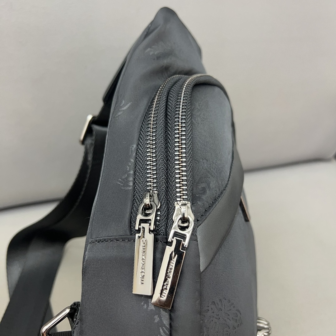 Versace Medusa Shoulder Bag view