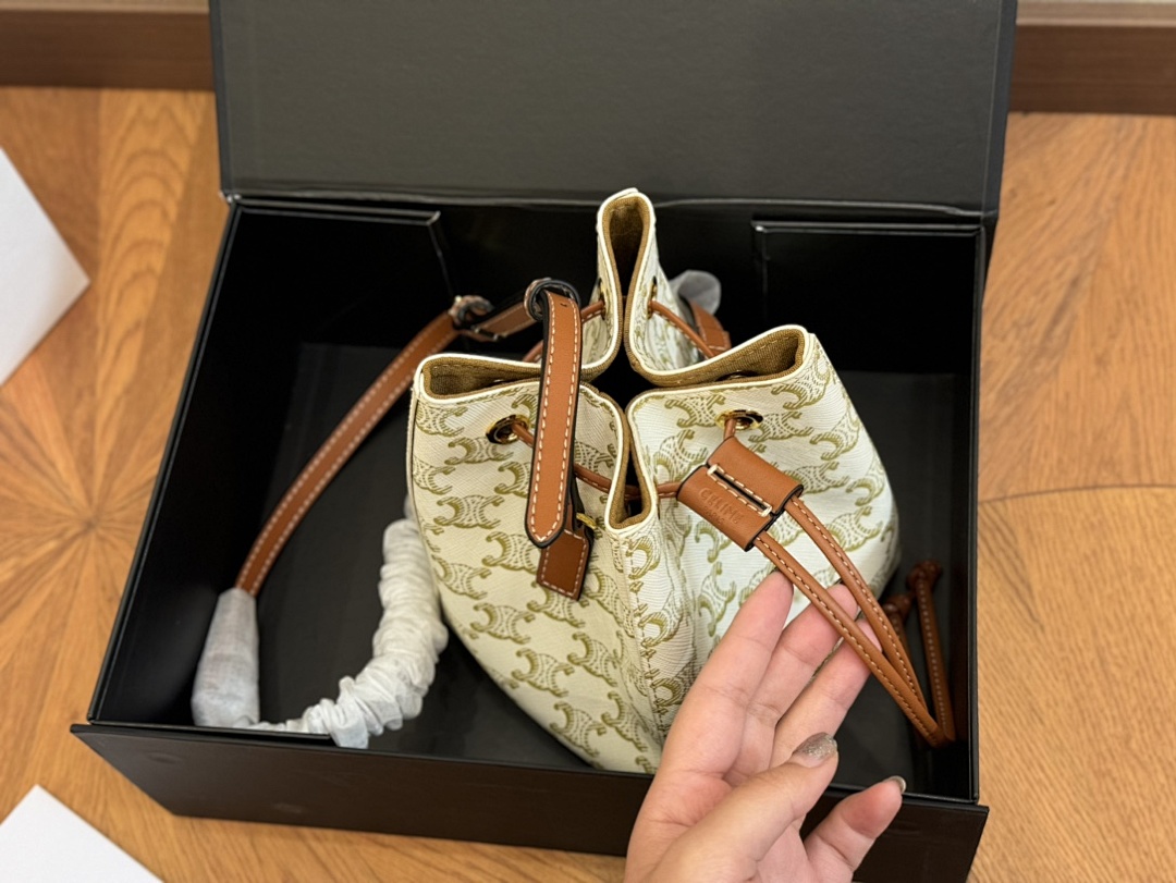 Celine Bucket Bag view