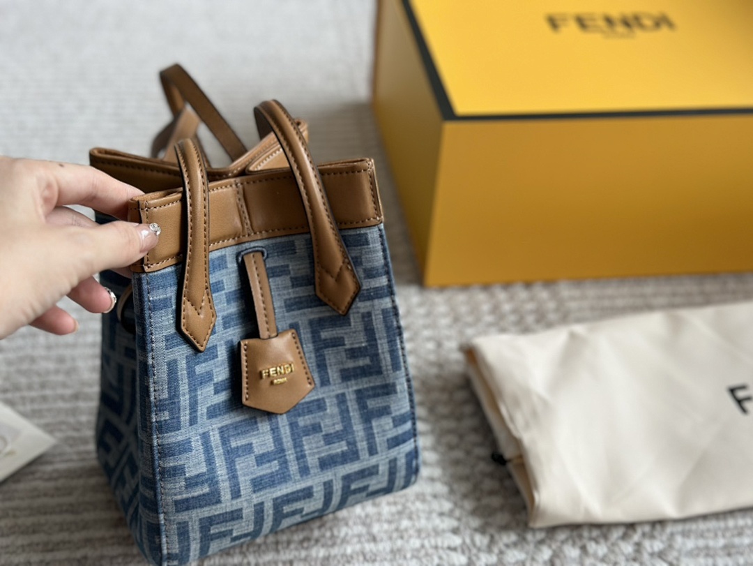 Fendi Pequin Tote Bag view