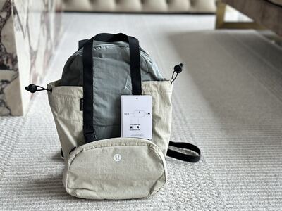 Lululemon Duffle Bag view 9