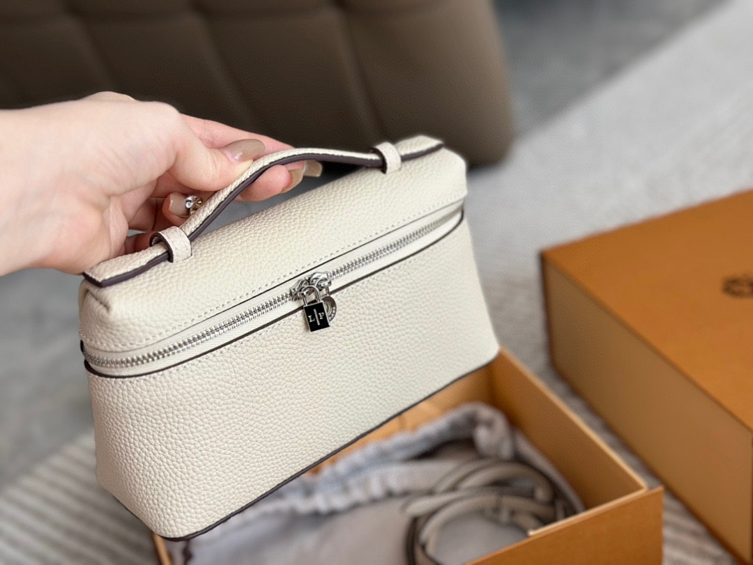 Hermes Evelyne