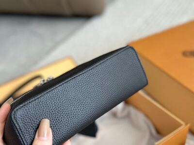 Louis Vuitton Coussin view 6