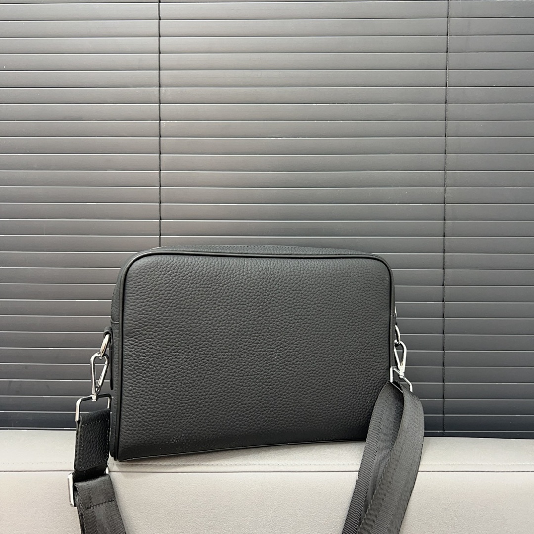 Montblanc Toiletry Bag view