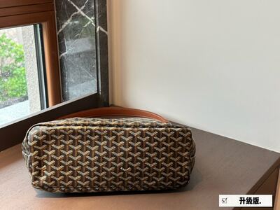 Goyard Saint Louis Tote view 5