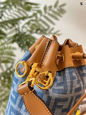 Fendi Mon Tresor Bucket Bag view 4