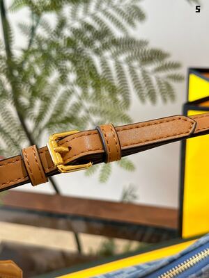 Louis Vuitton Speedy Tote view 4