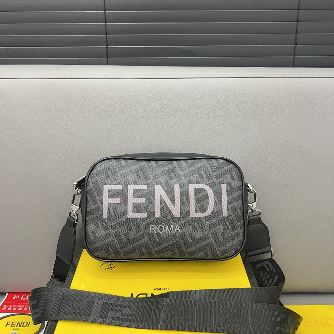Fendi Peekaboo Shoulder Bag