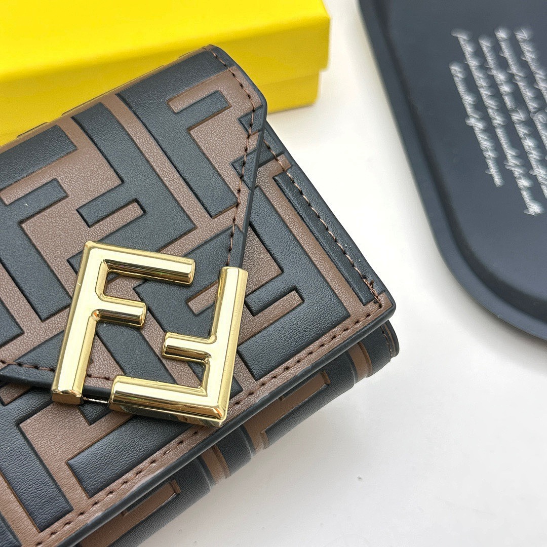 Fendi Wallet view