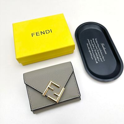 Fendi Wallet view 9