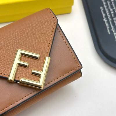 Fendi Wallet view 5
