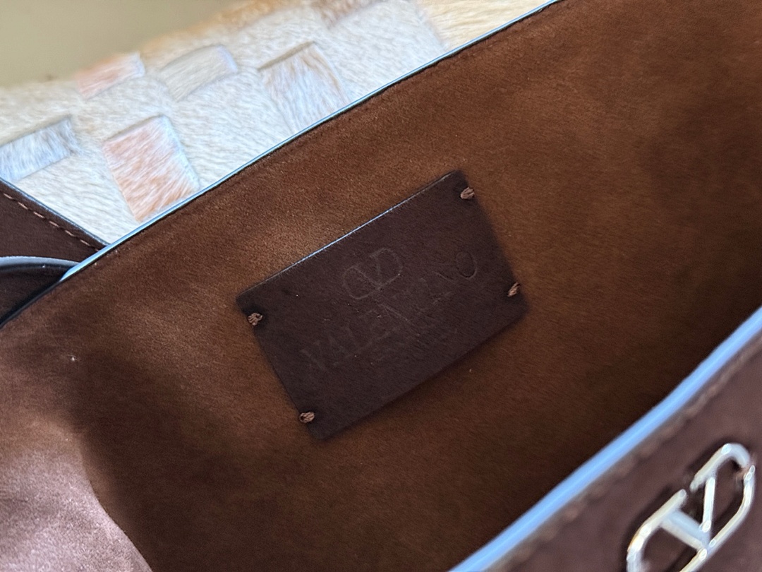 Valentino Shoulder Bag view